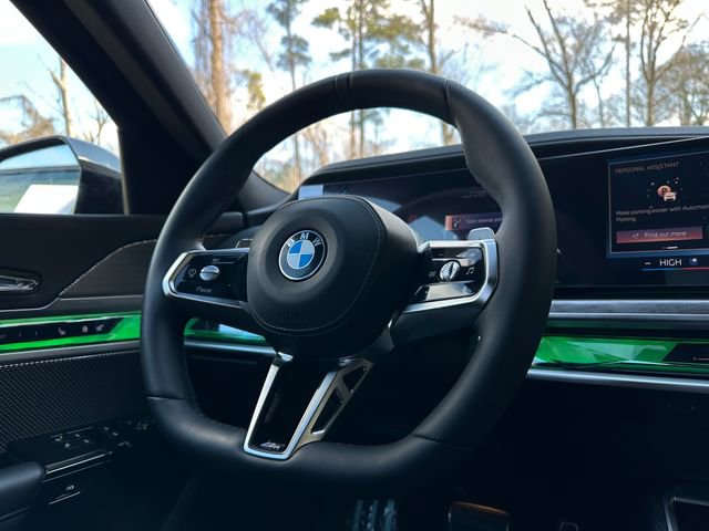 Used 2023 BMW 740i w/ Parking Assistance Package image 25