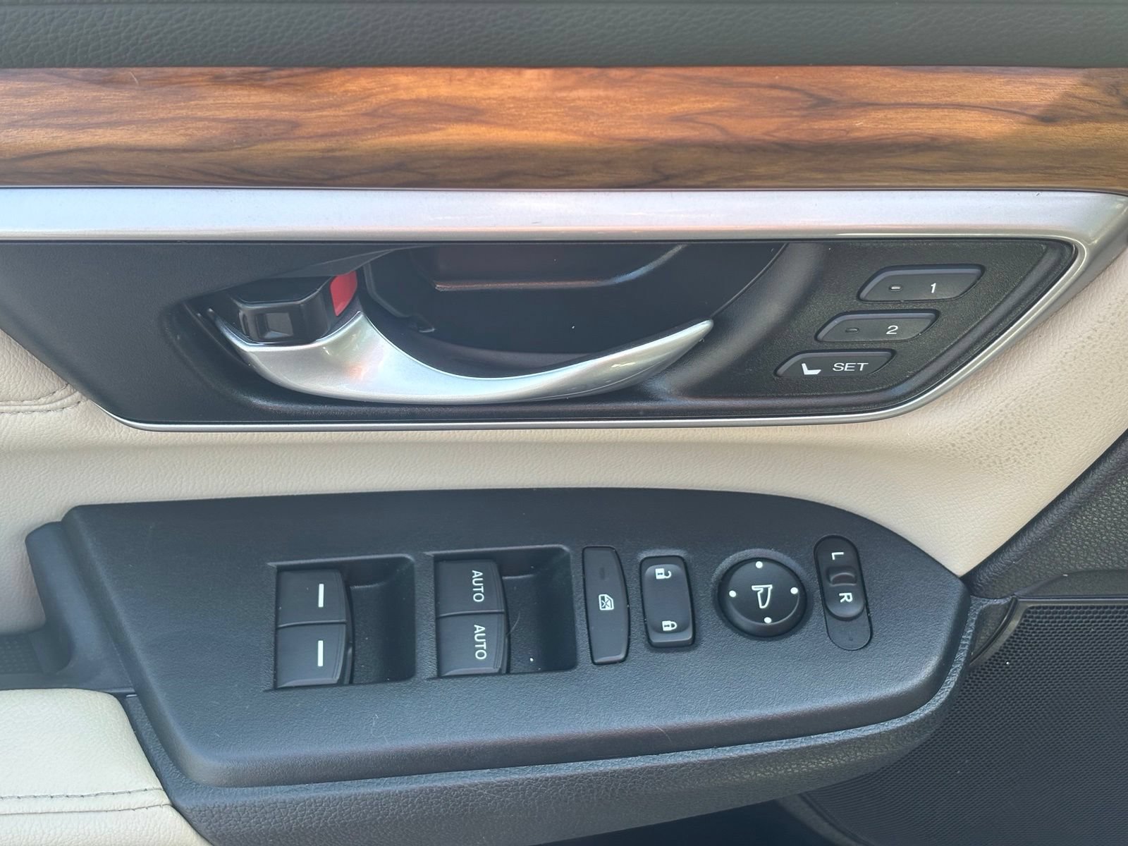 Used 2018 Honda CR-V EX-L image 12