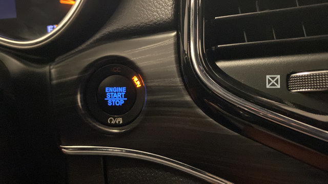 Used 2019 Jeep Grand Cherokee Limited AWD/4WD image 23