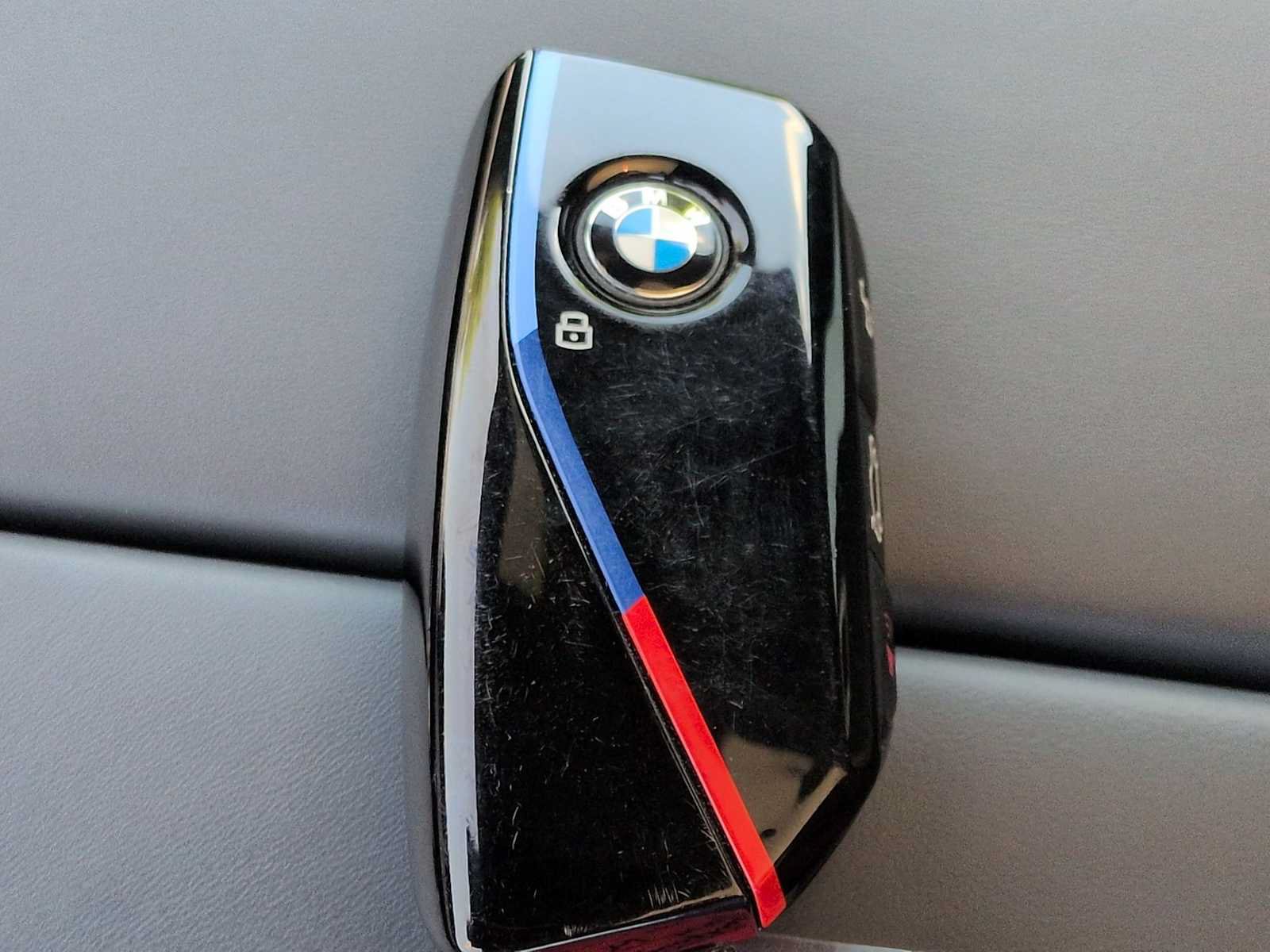 Used 2023 BMW iX M60 AWD/4WD image 36