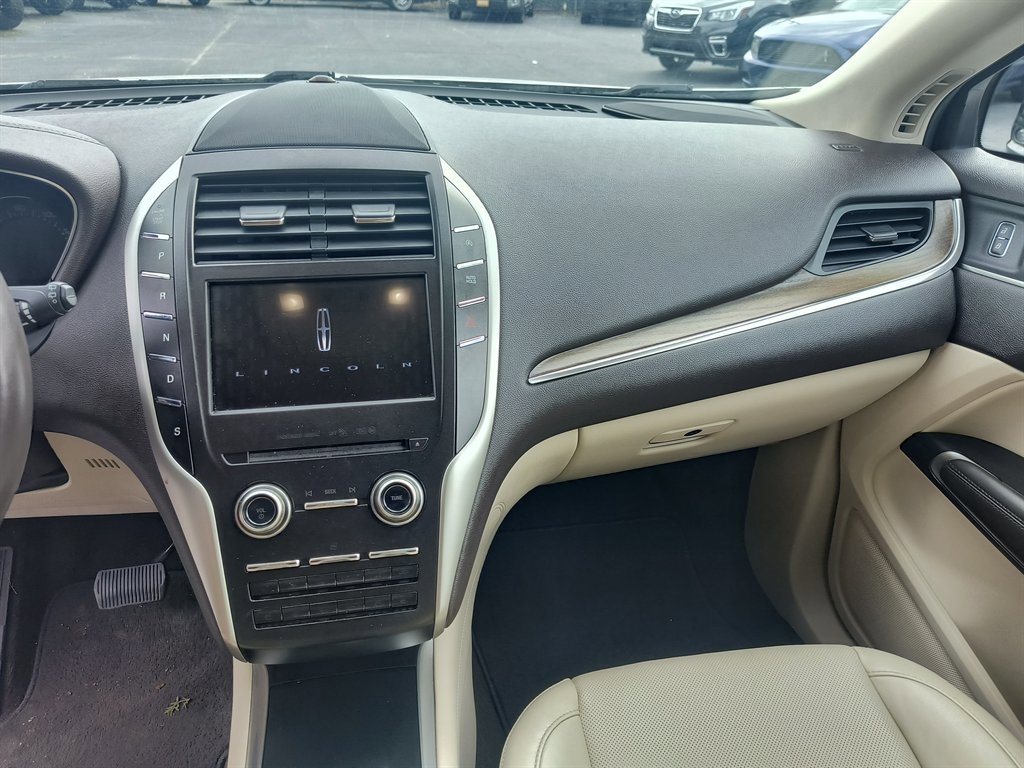 Used 2019 Lincoln MKC Reserve w/ MKC Climate Package image 18