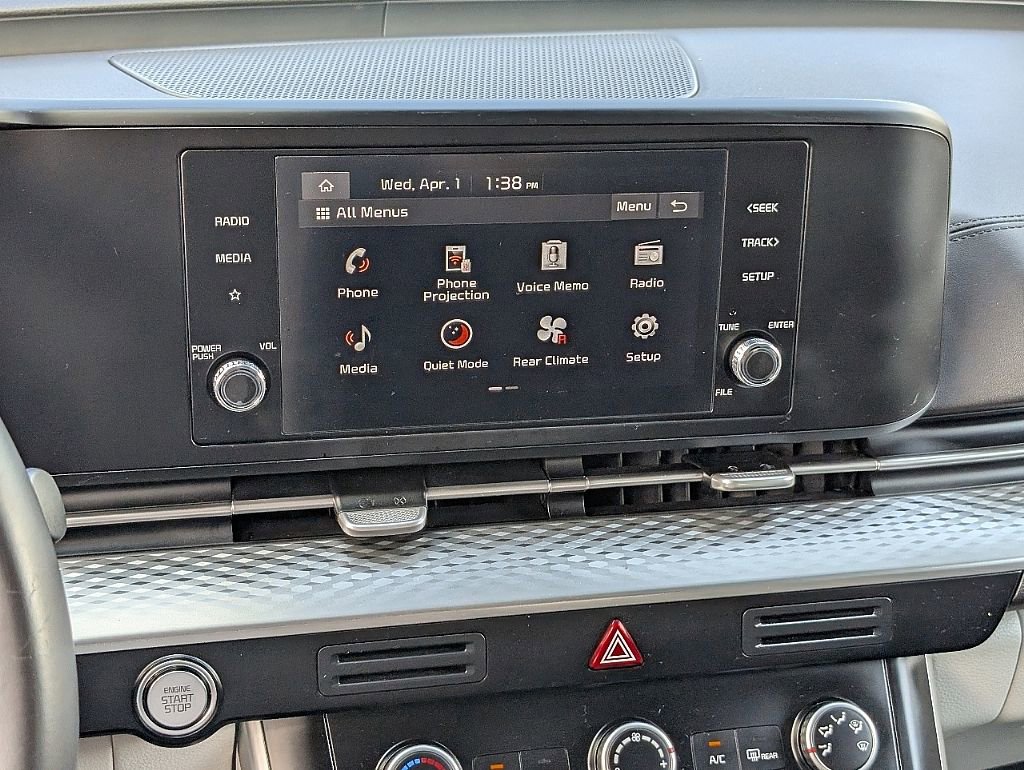 Used 2024 Kia Carnival LX FWD image 32