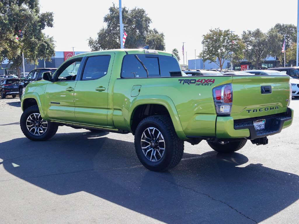 Used 2023 Toyota Tacoma TRD Sport AWD/4WD image 11