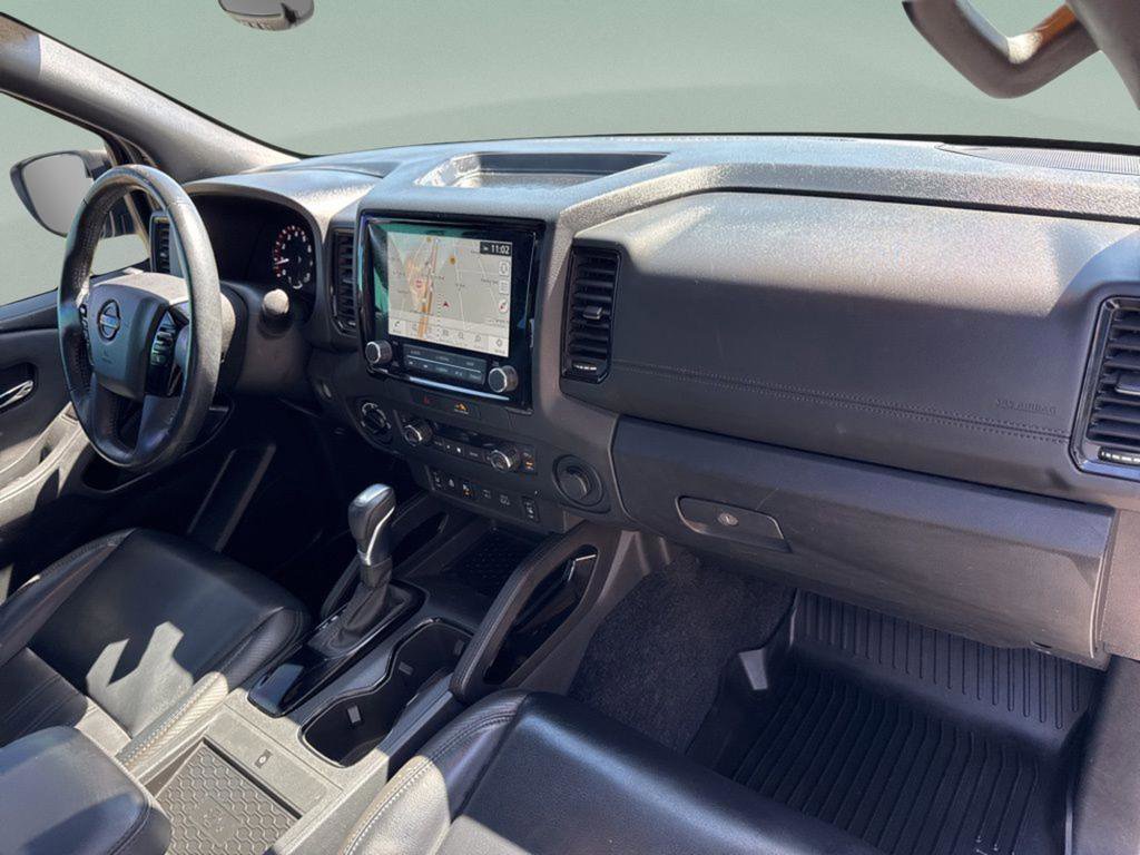 Used 2022 Nissan Frontier PRO-4X w/ Pro-4X Premium Package image 19