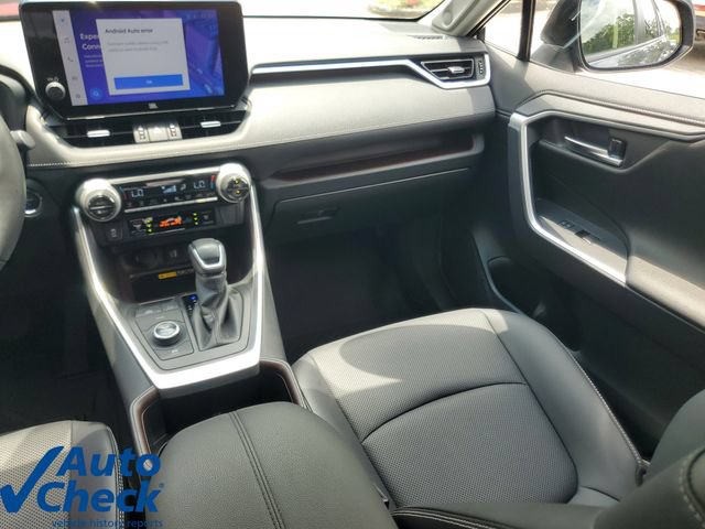 Used 2025 Toyota RAV4 Limited w/ Advanced Technology Package AWD/4WD image 18