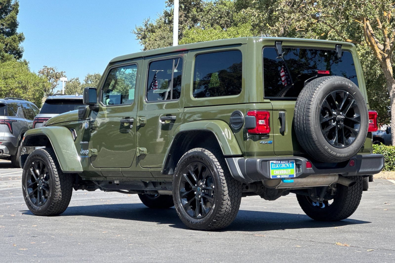Used 2024 Jeep Wrangler Unlimited Sahara AWD/4WD image 5