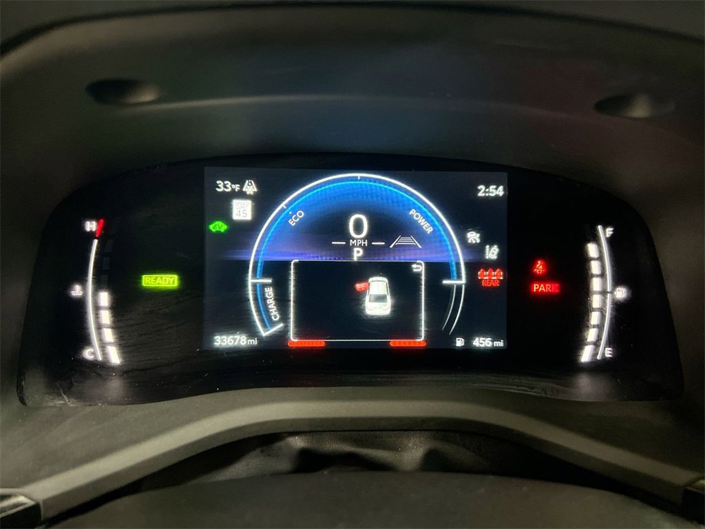 Used 2025 Toyota Camry SE image 11