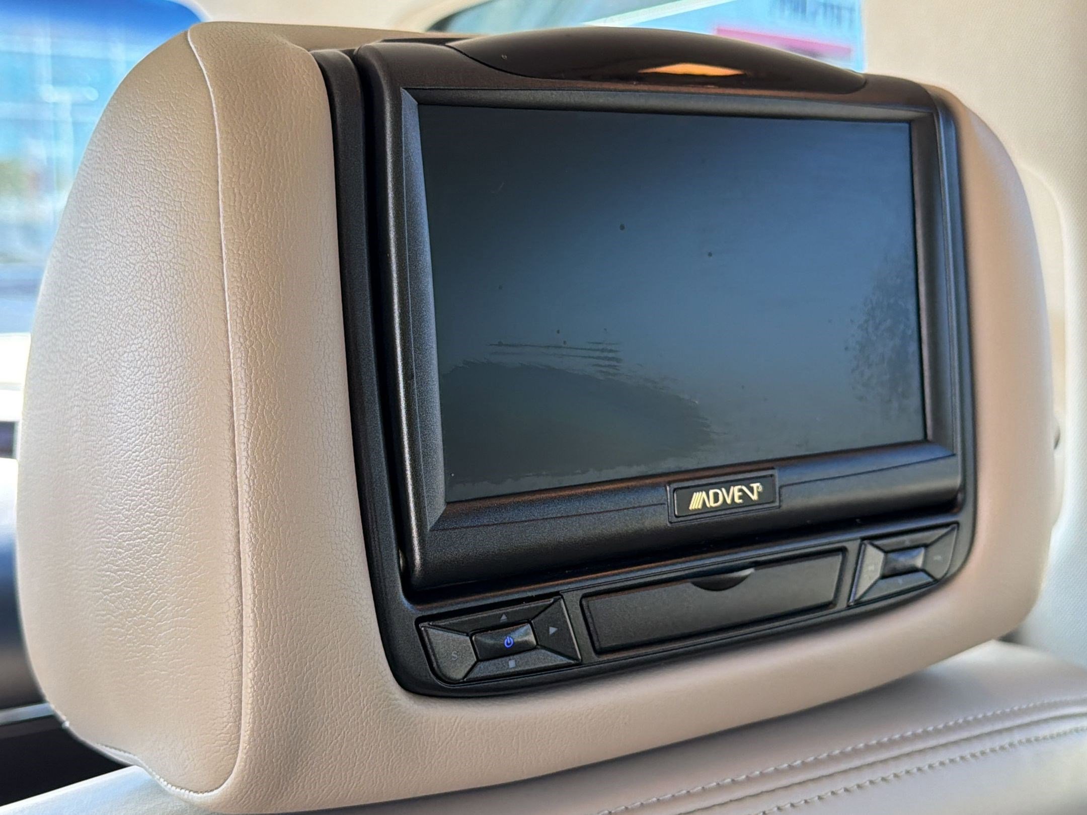 Used 2017 Nissan Armada SL w/ Technology Package image 31