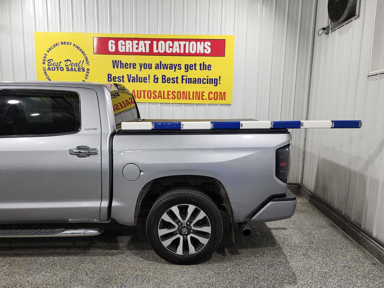 Used 2018 Toyota Tundra Limited w/ Limited Premium Package image 2