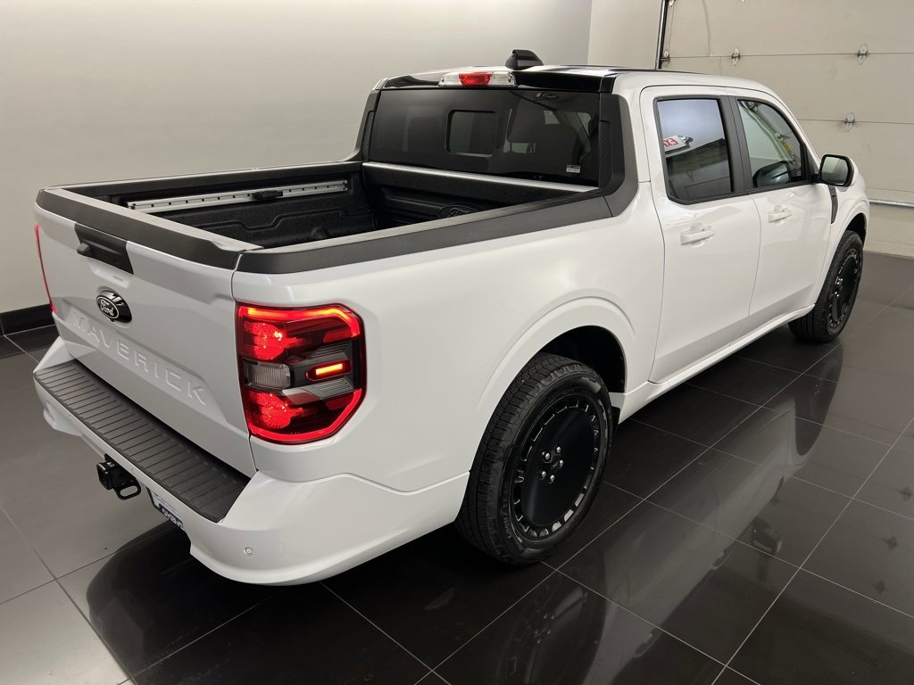 New 2025 Ford Maverick Lobo image 6