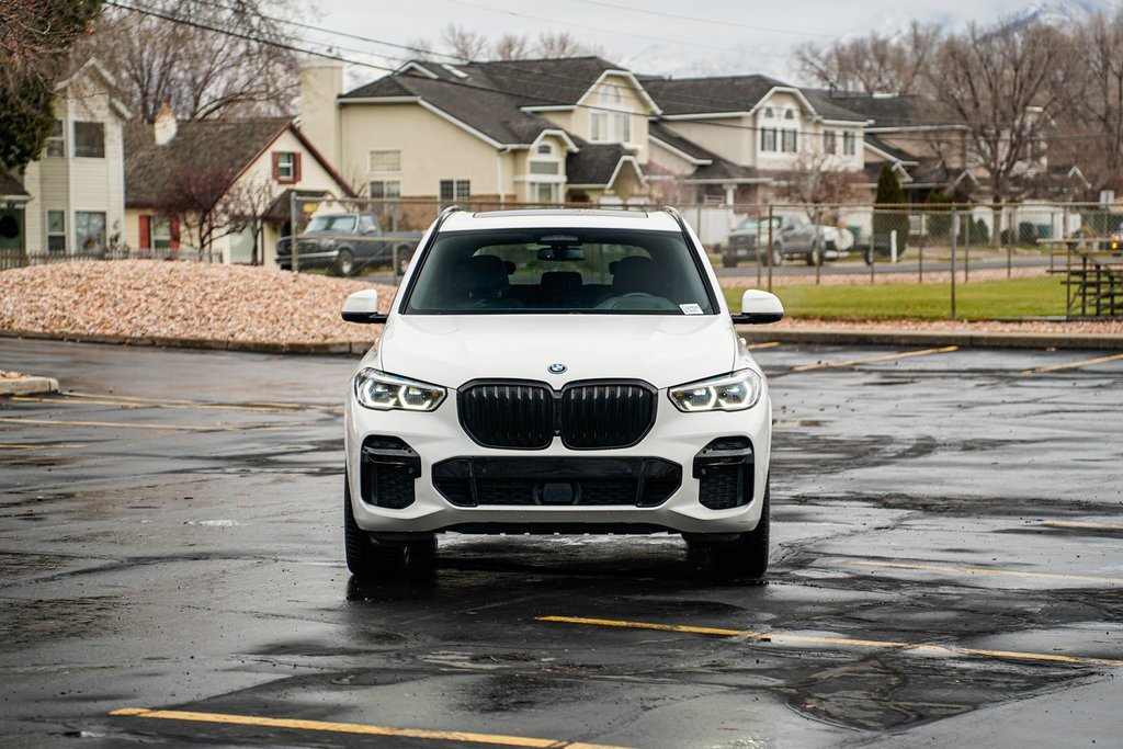 Used 2022 BMW X5 xDrive45e w/ M Sport Package image 2