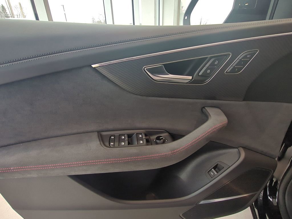 New 2026 Audi RS Q8 performance image 8