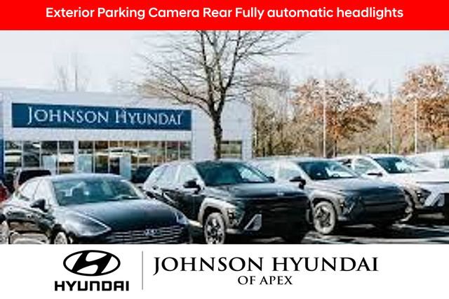 Used 2023 Hyundai Santa Fe SE AWD/4WD image 3