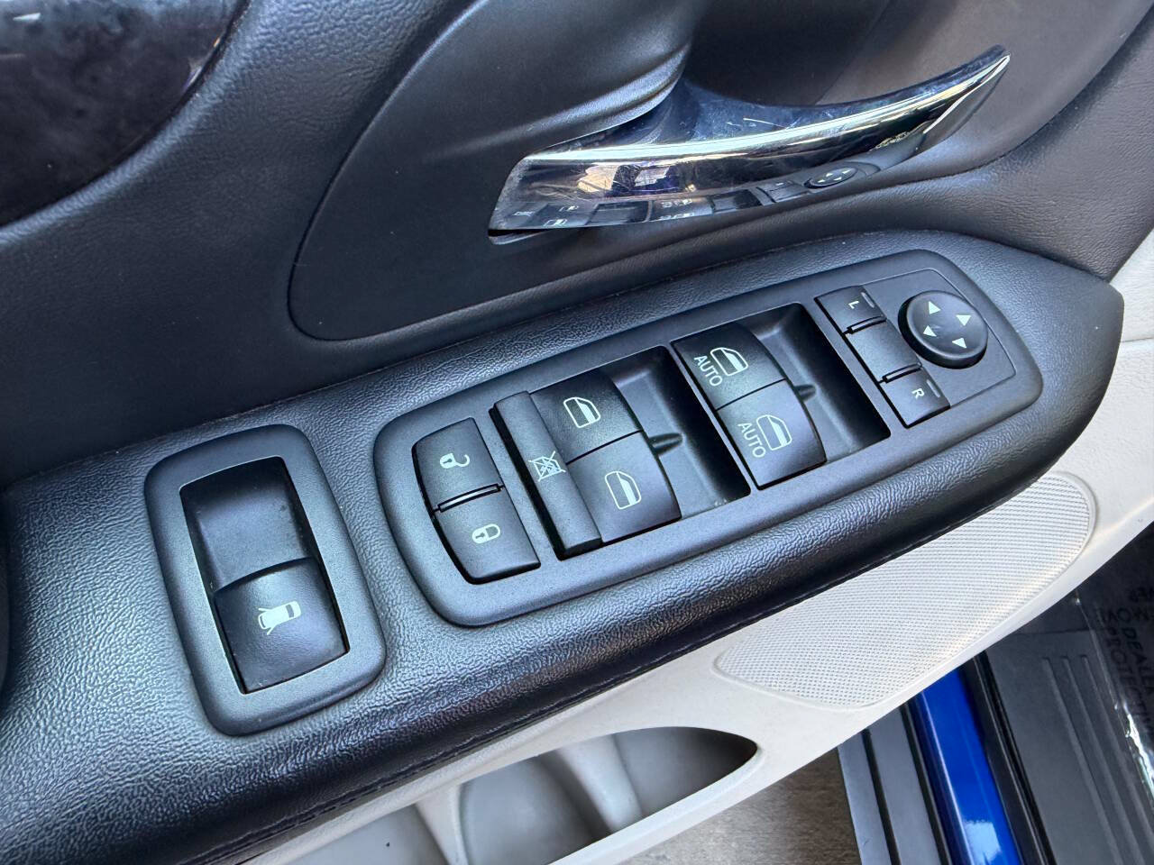 Used 2018 Dodge Grand Caravan SE w/ Power Convenience Group I FWD image 28