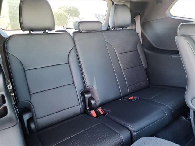 New 2026 Buick Enclave Sport Touring w/ Super Cruise Package image 20