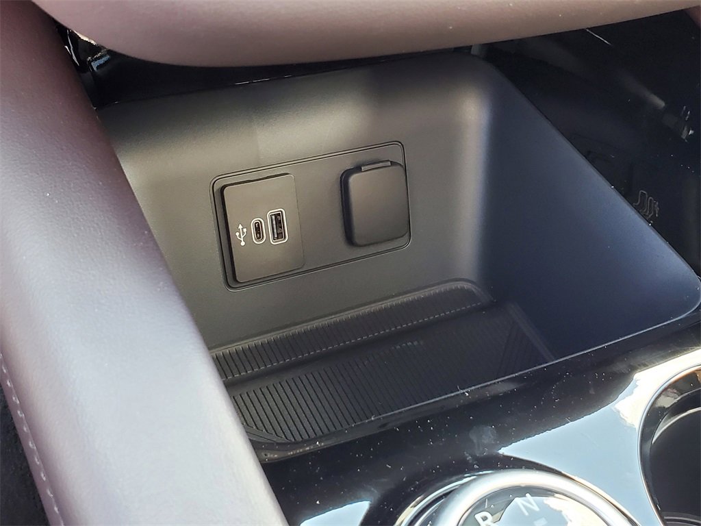 New 2026 Ford Explorer Platinum image 19