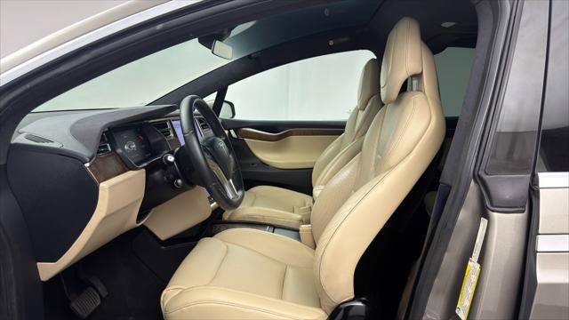 Used 2016 Tesla Model X 90D AWD/4WD image 12