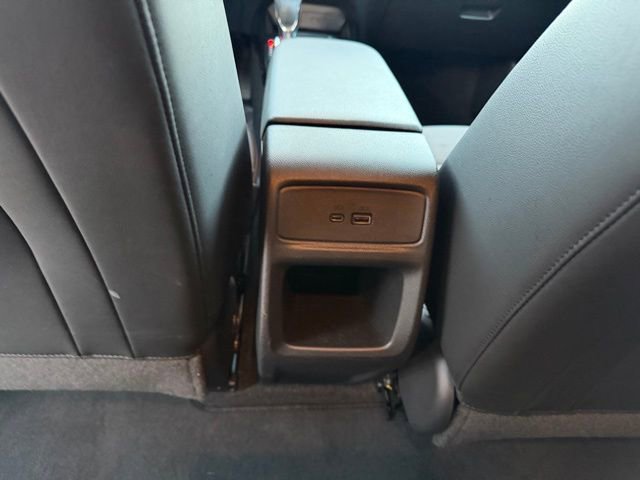 Used 2025 Chevrolet Trax LT w/ LT Convenience Package image 11