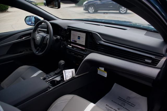 New 2026 Toyota Camry SE w/ Convenience Package FWD image 12
