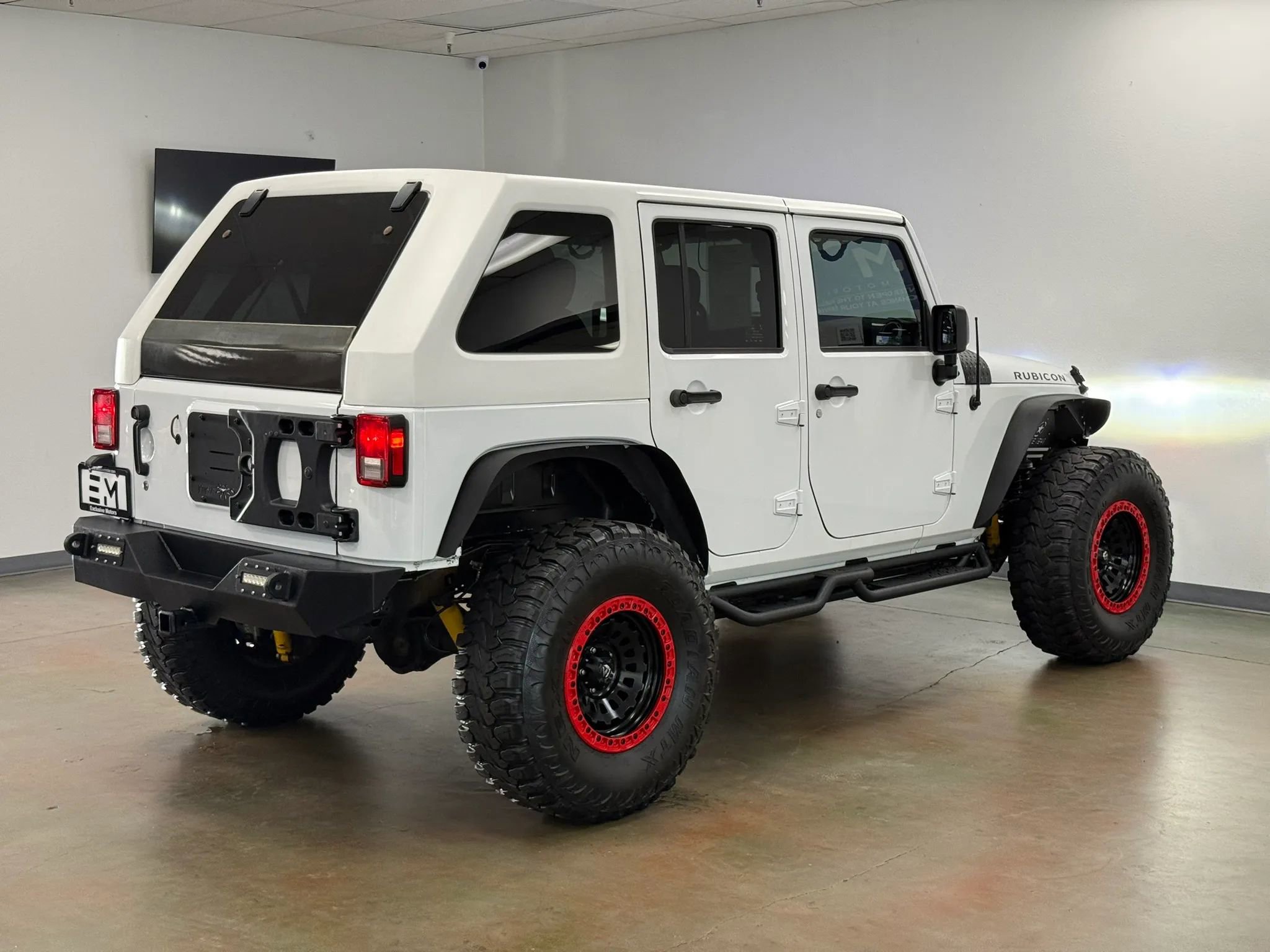 Used 2015 Jeep Wrangler Unlimited Rubicon image 6