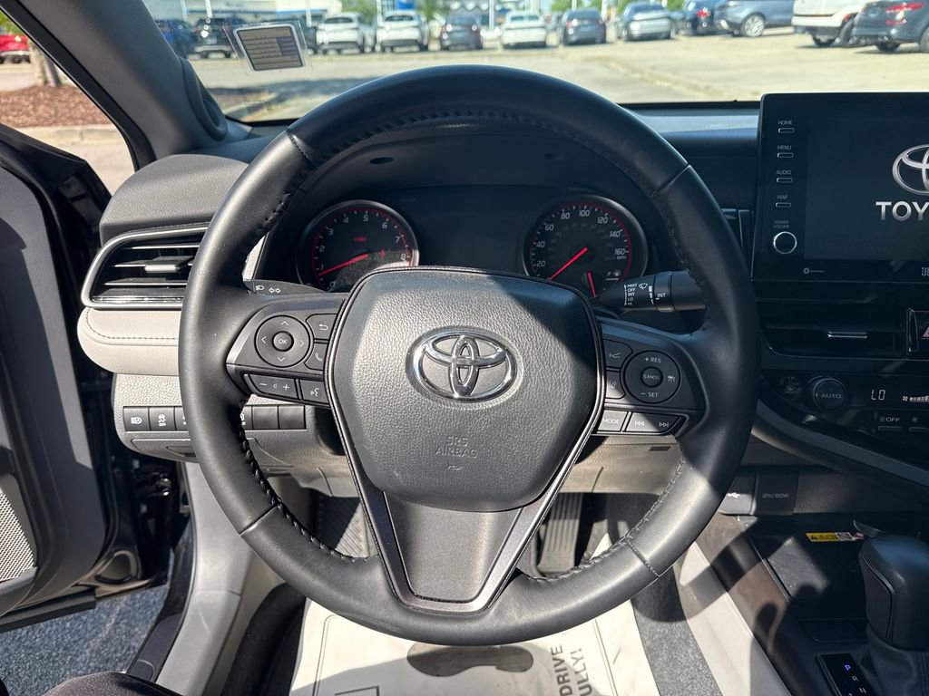 Used 2024 Toyota Camry XSE w/ Navigation Package image 19