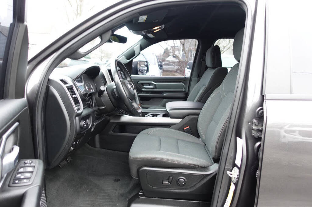 Used 2022 RAM 1500 Big Horn AWD/4WD image 18