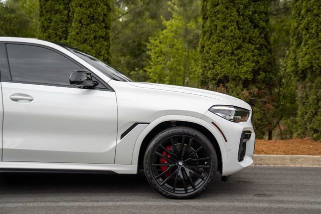 Used 2022 BMW X6 xDrive40i w/ M Sport Package AWD/4WD image 14