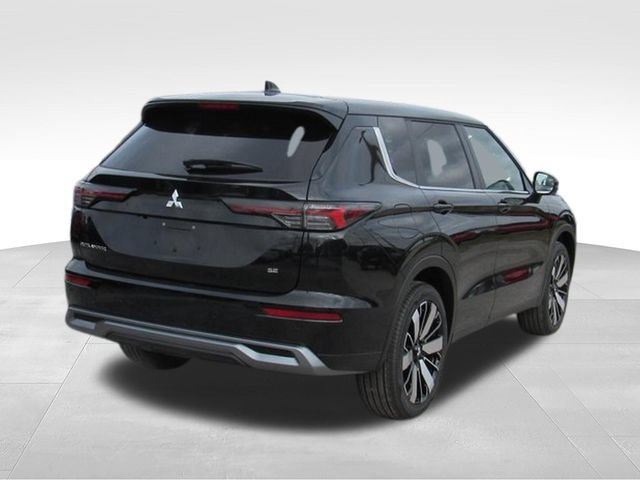 New 2026 Mitsubishi Outlander SE FWD image 3
