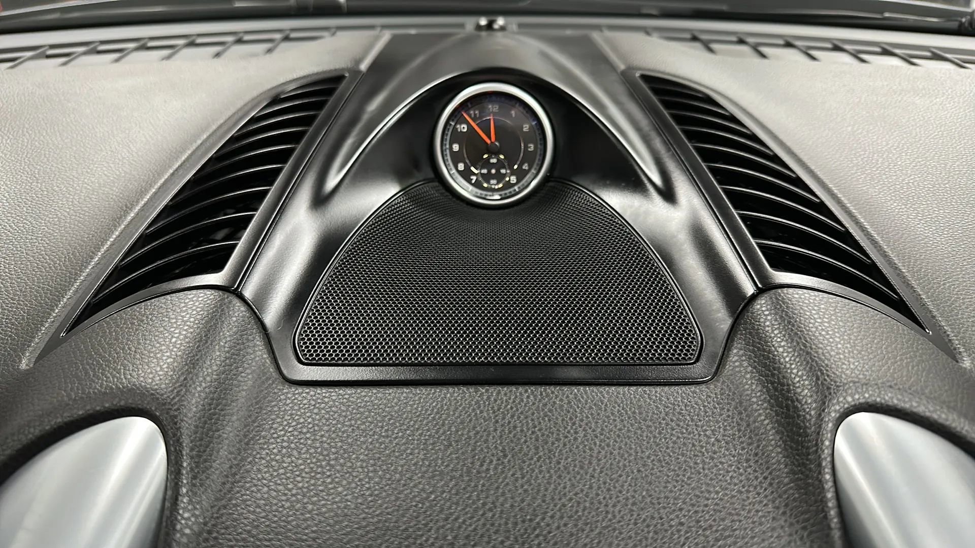 Used 2018 Porsche Cayenne Platinum Edition image 22