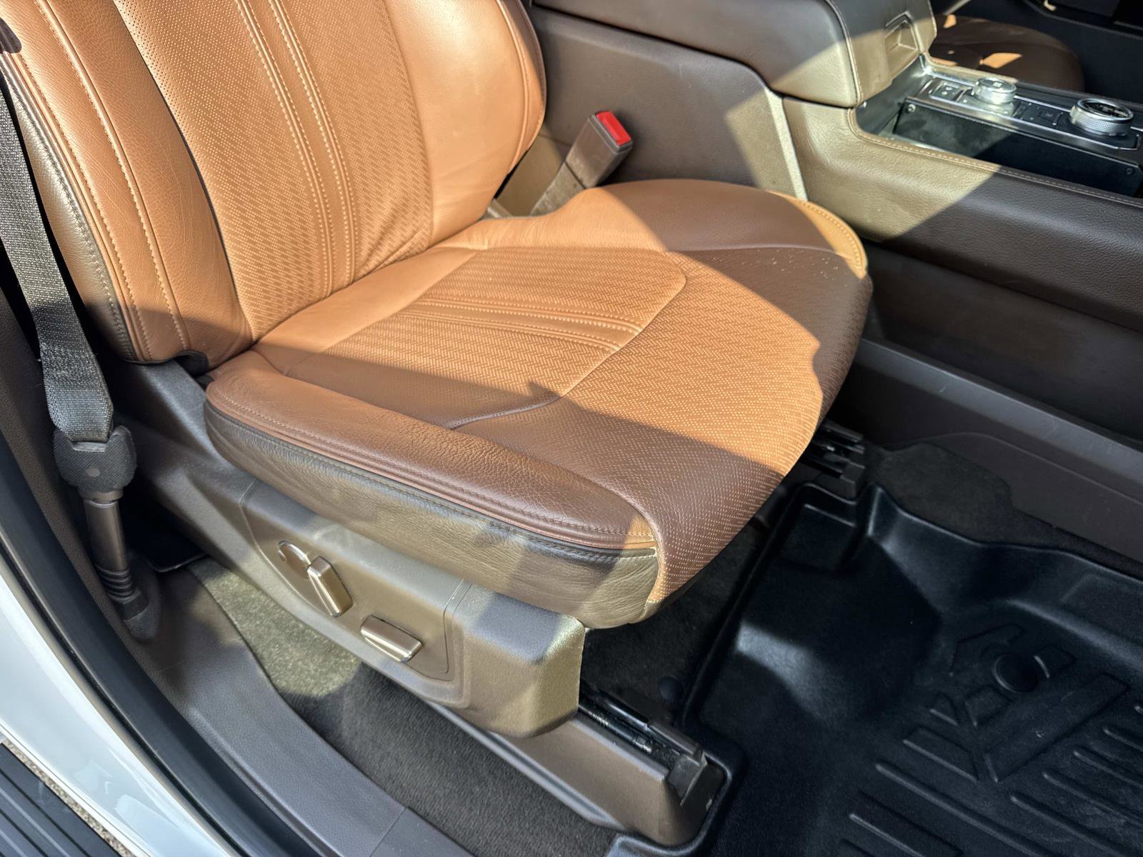 Used 2024 Ford Expedition King Ranch AWD/4WD image 10