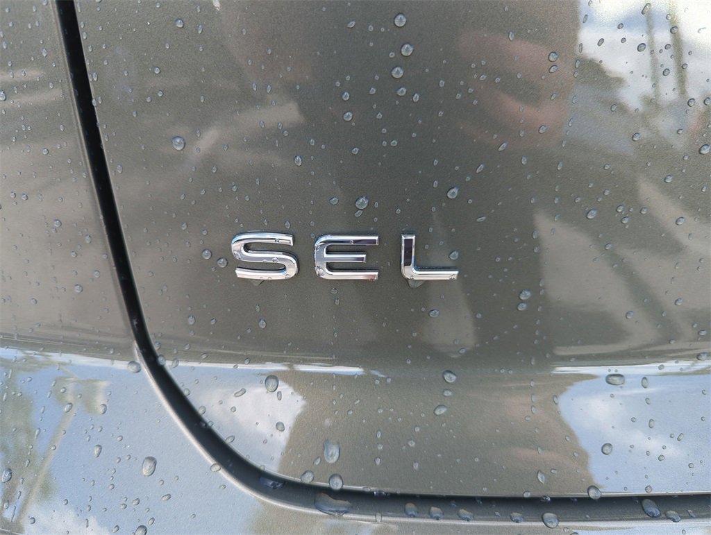 New 2026 Volkswagen Atlas Cross Sport SEL Premium R-Line image 22