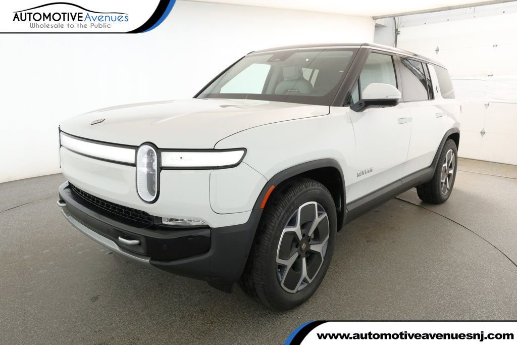 Used 2024 Rivian R1S Adventure