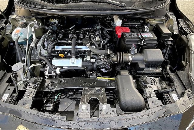 New 2025 Nissan Versa SR w/ Trunk Package image 11