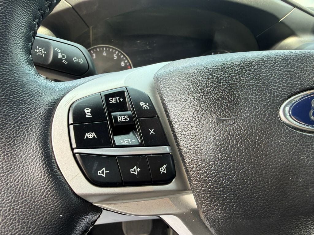 Used 2023 Ford Explorer Limited w/ Limited Technology Package AWD/4WD image 13