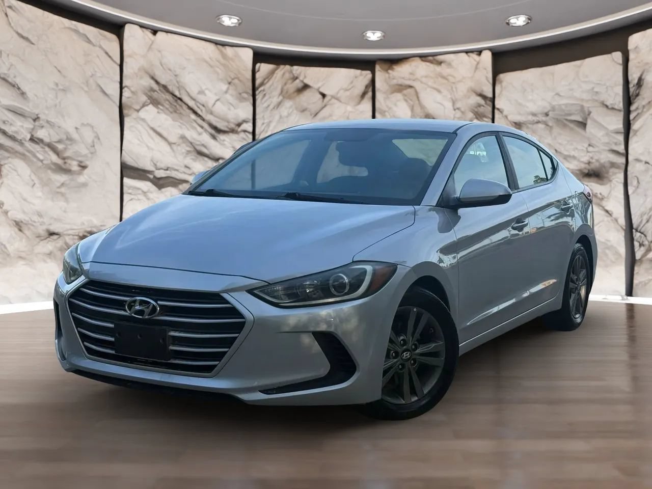 Used 2018 Hyundai Elantra SEL FWD image 1