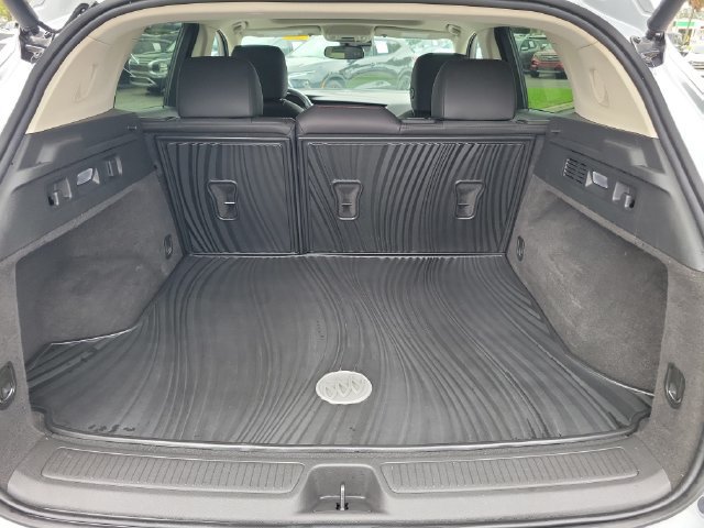 Used 2023 Buick Envision Essence w/ Sport Touring Package AWD/4WD image 16