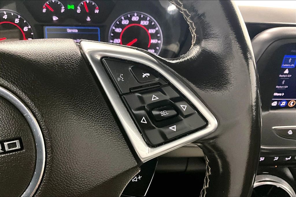 Used 2022 Chevrolet Camaro LT RWD image 17