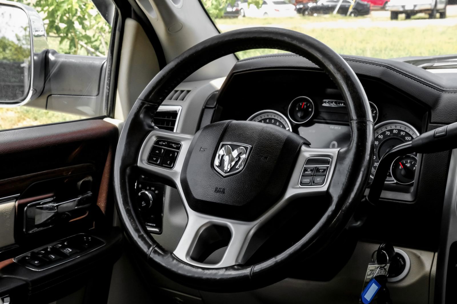 Used 2014 RAM 3500 Laramie image 20