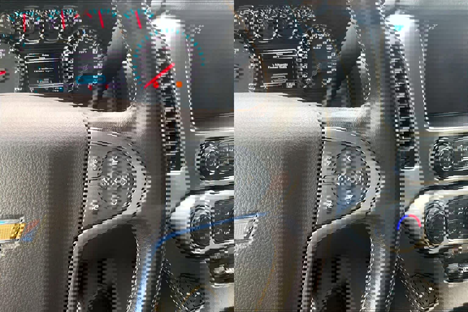 Used 2019 Chevrolet Tahoe LT w/ Texas Edition Package AWD/4WD image 25