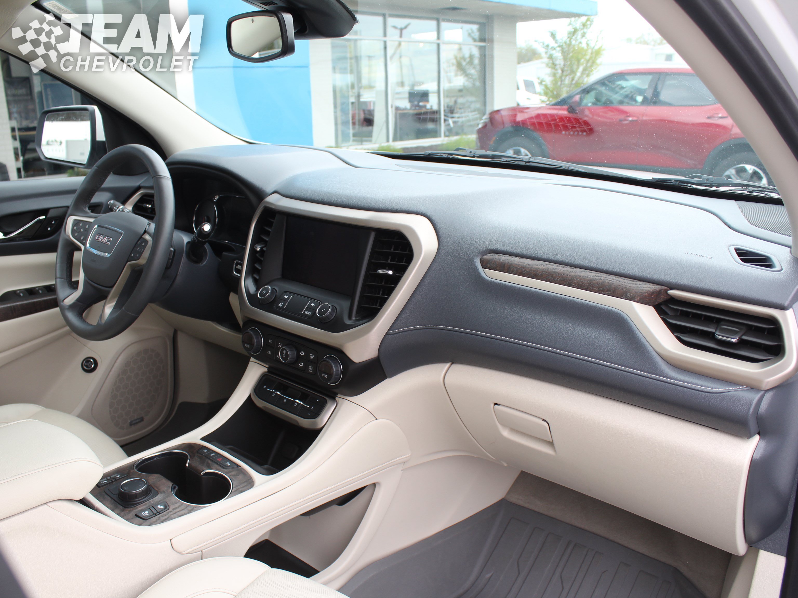 Used 2023 GMC Acadia Denali AWD/4WD image 31
