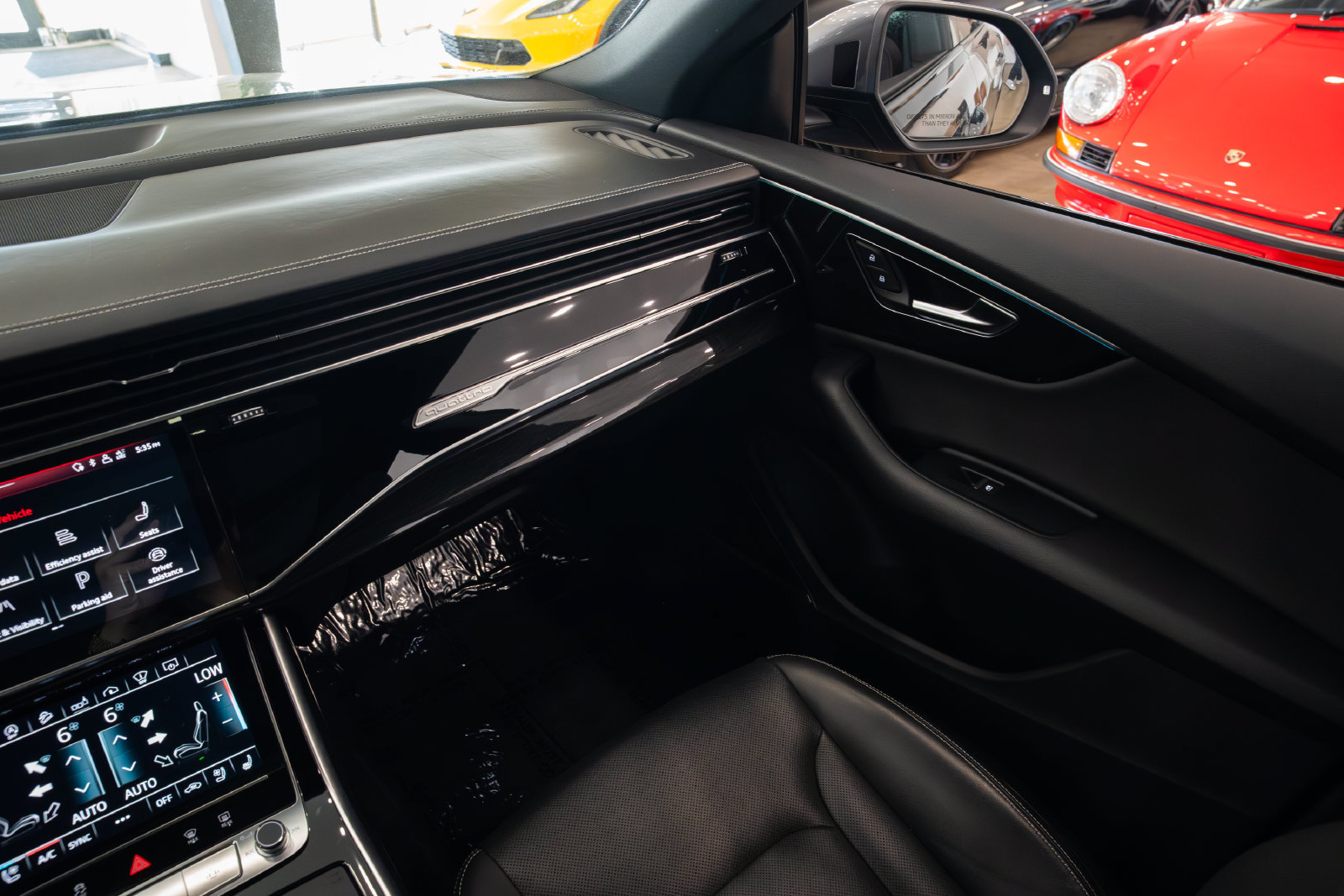Used 2020 Audi Q8 Prestige w/ Prestige Package AWD/4WD image 11
