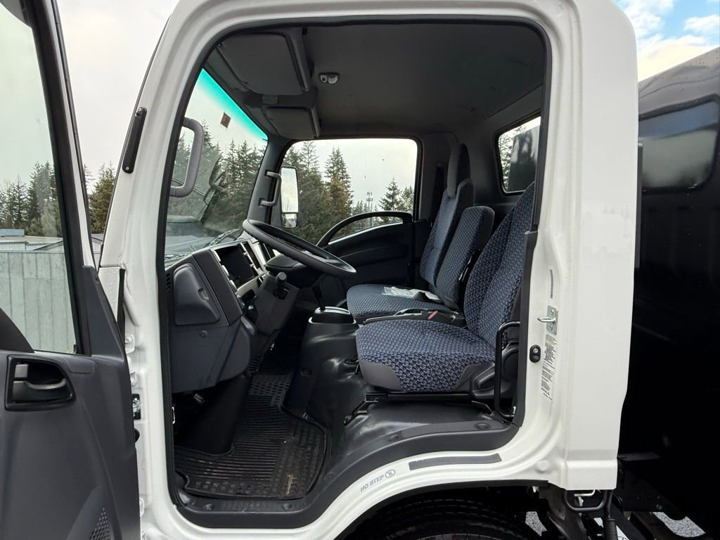 New 2024 Chevrolet Low Cab Forward image 18