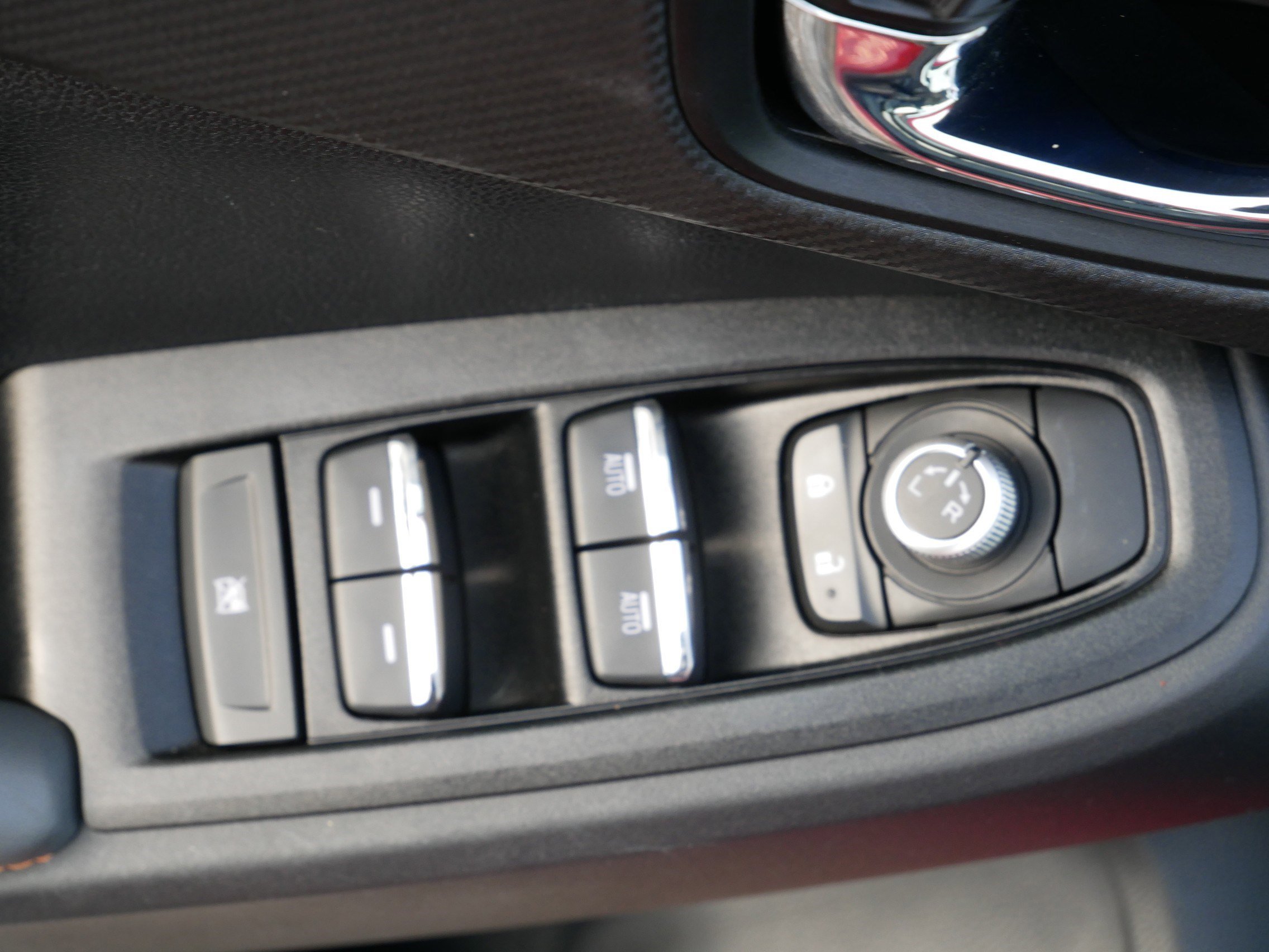 Used 2024 Subaru Crosstrek 2.5i Limited w/ Crosstrek Mirror Package image 20