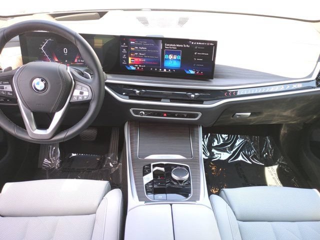 Used 2024 BMW X5 sDrive40i w/ Premium Package RWD image 14
