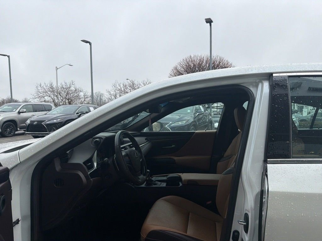 Used 2020 Lexus ES 350 w/ Premium Package image 15