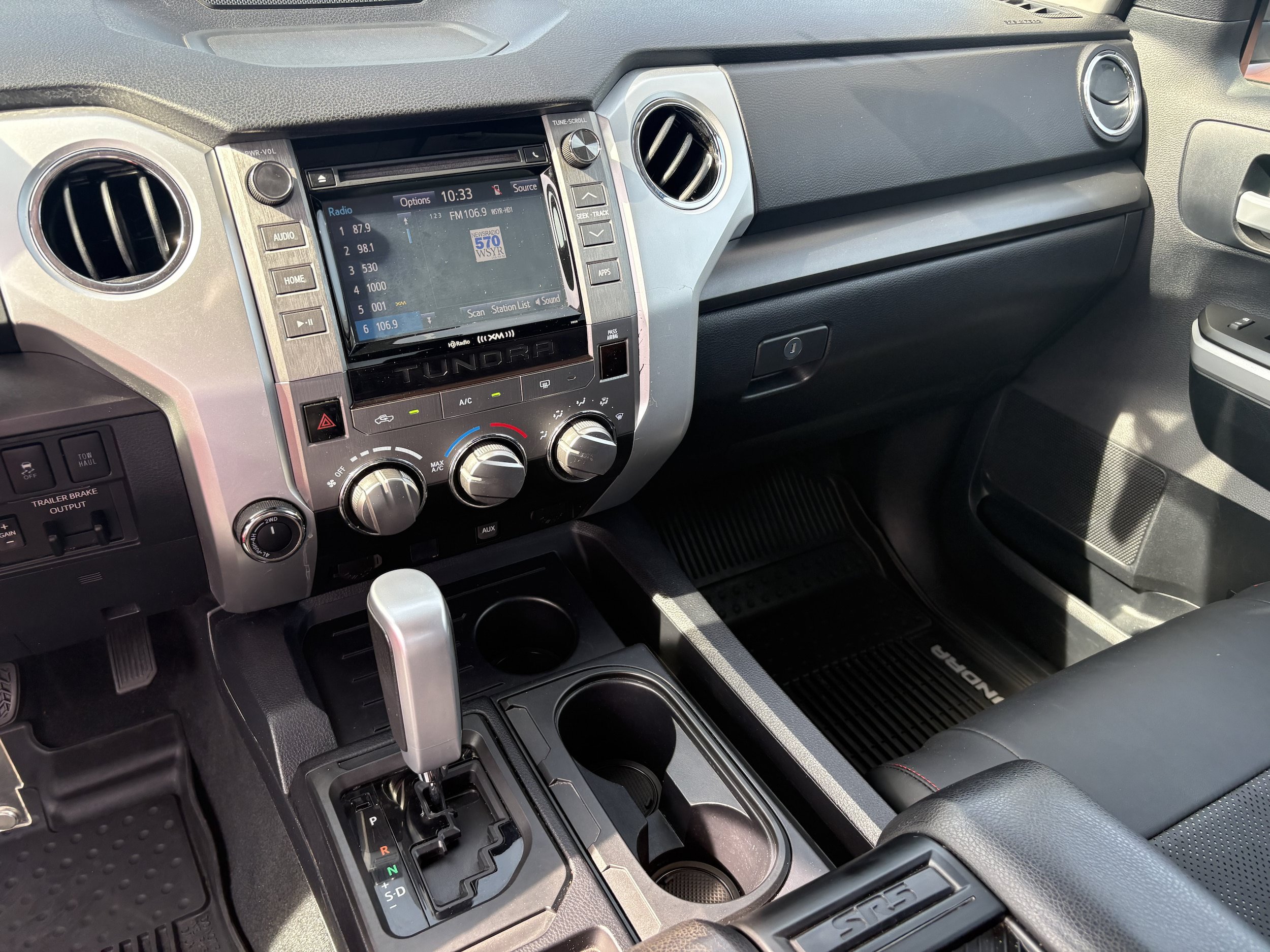 Used 2019 Toyota Tundra SR5 w/ SR5 Upgrade Package AWD/4WD image 9