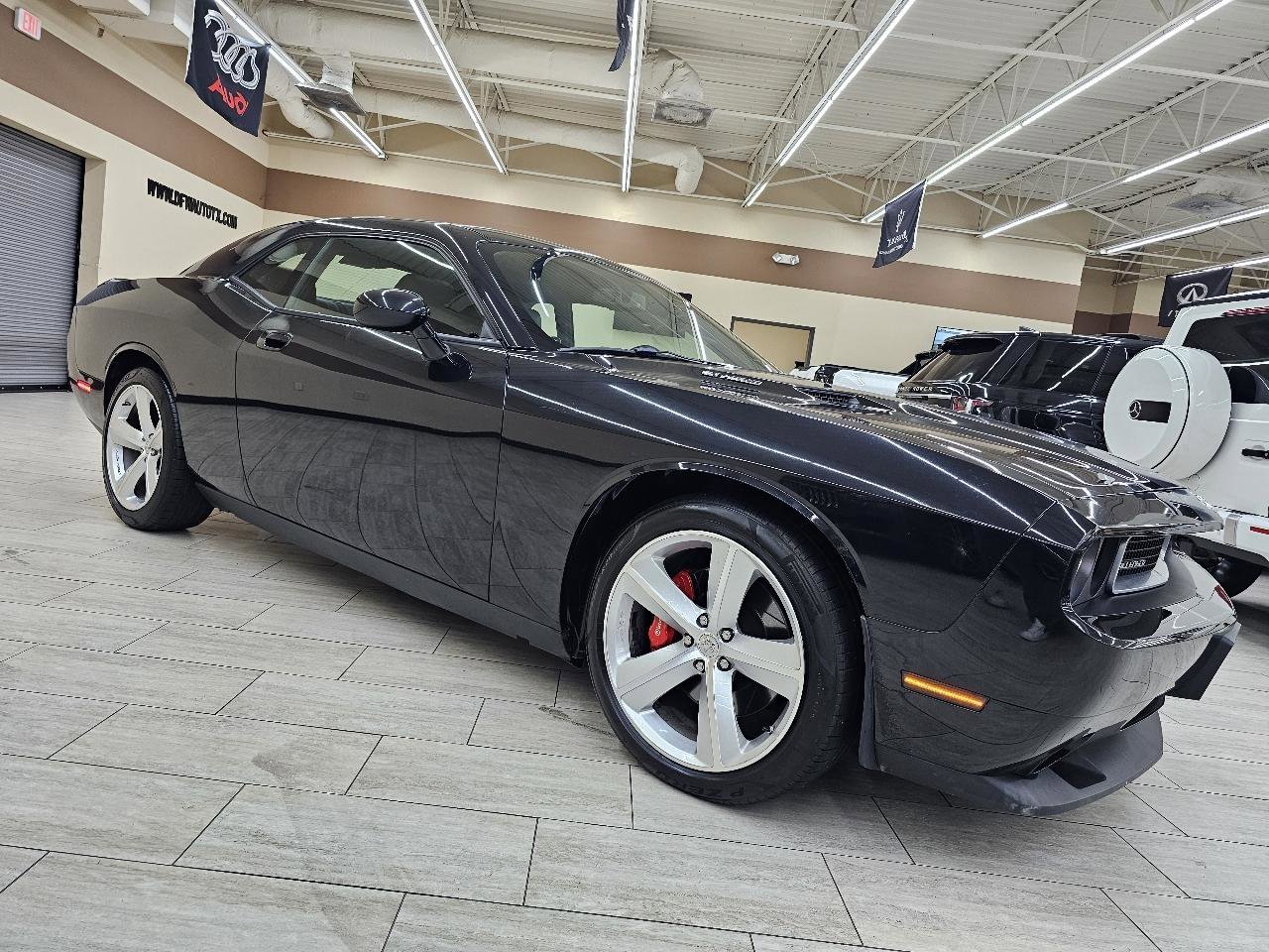 Used 2010 Dodge Challenger SRT8 w/ SRT Option Group II RWD image 4