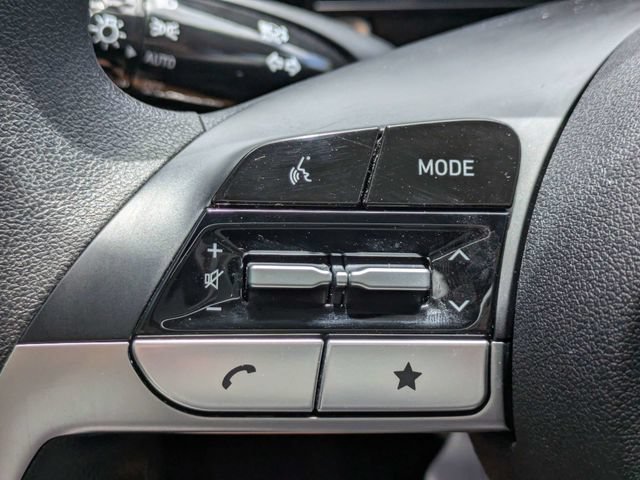 Used 2024 Hyundai Elantra SEL FWD image 22