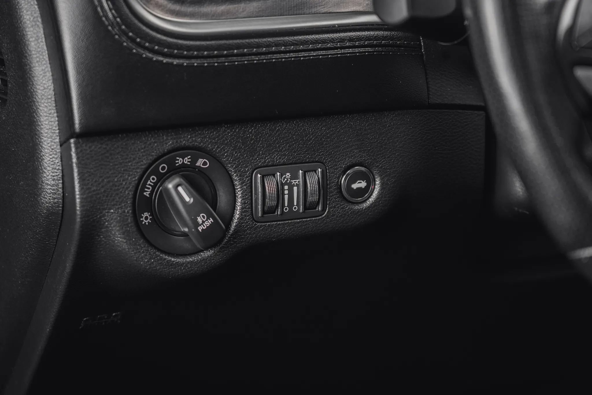 Used 2019 Dodge Charger Scat Pack w/ Daytona Edition Group RWD image 37