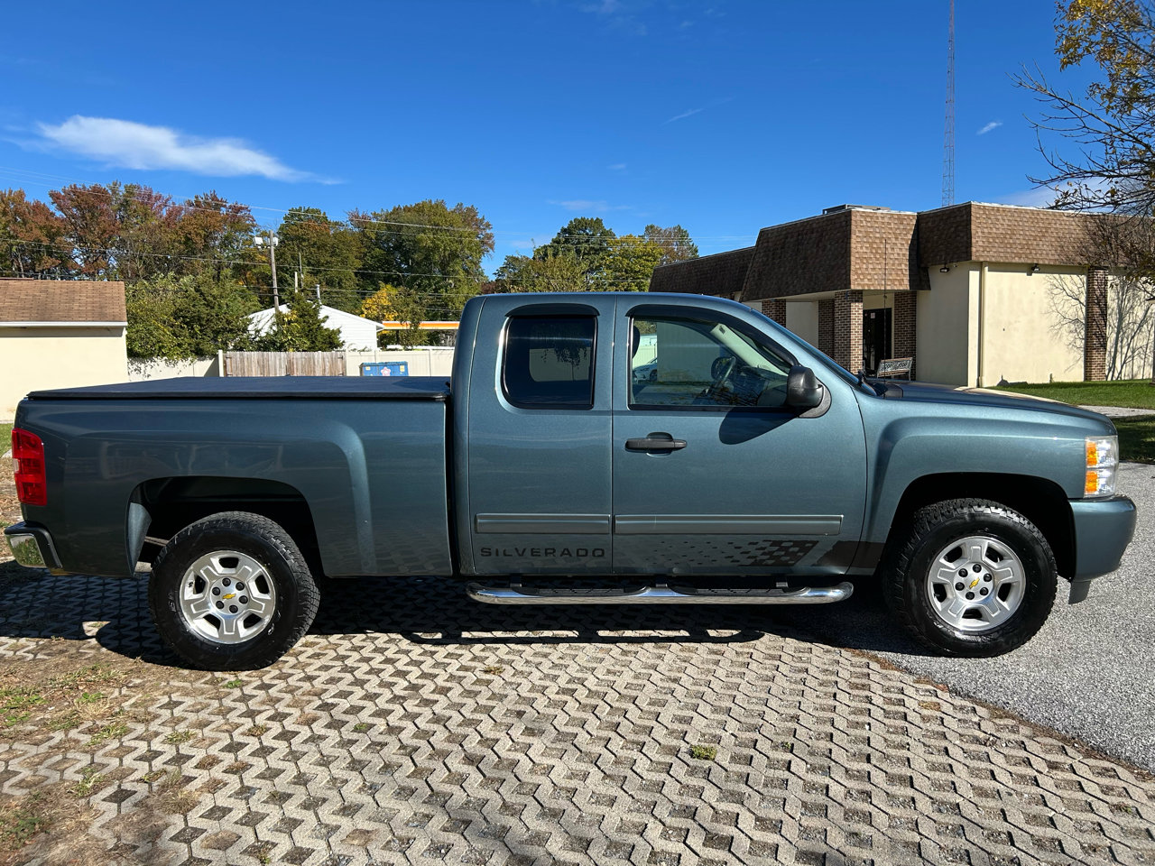 Used 2009 Chevrolet Silverado 1500 LT w/ Power Pack Plus image 8